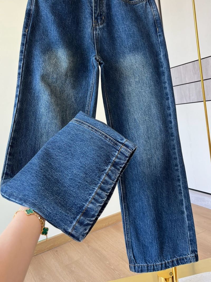 Chanel Jeans